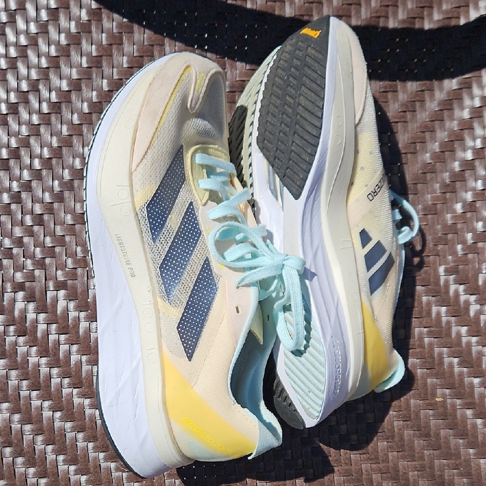 Adidas Women's Lightstrike Pro ADIZERO  Boston 11 Sneakers Size 8.5 - Picture 2 of 9